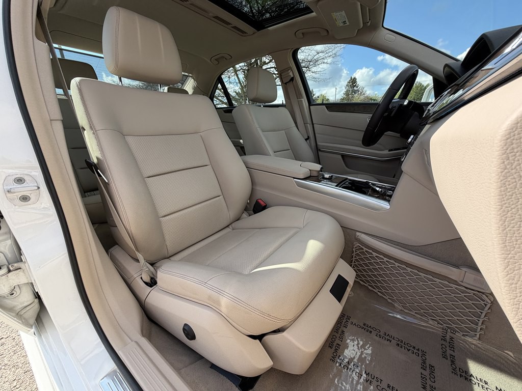 2016 Mercedes-Benz E-Class Image 58