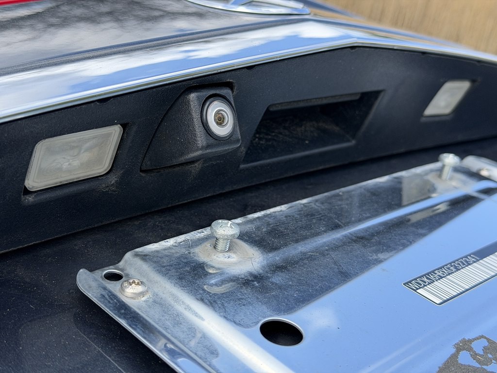 2016 Mercedes-Benz E-Class Image 15