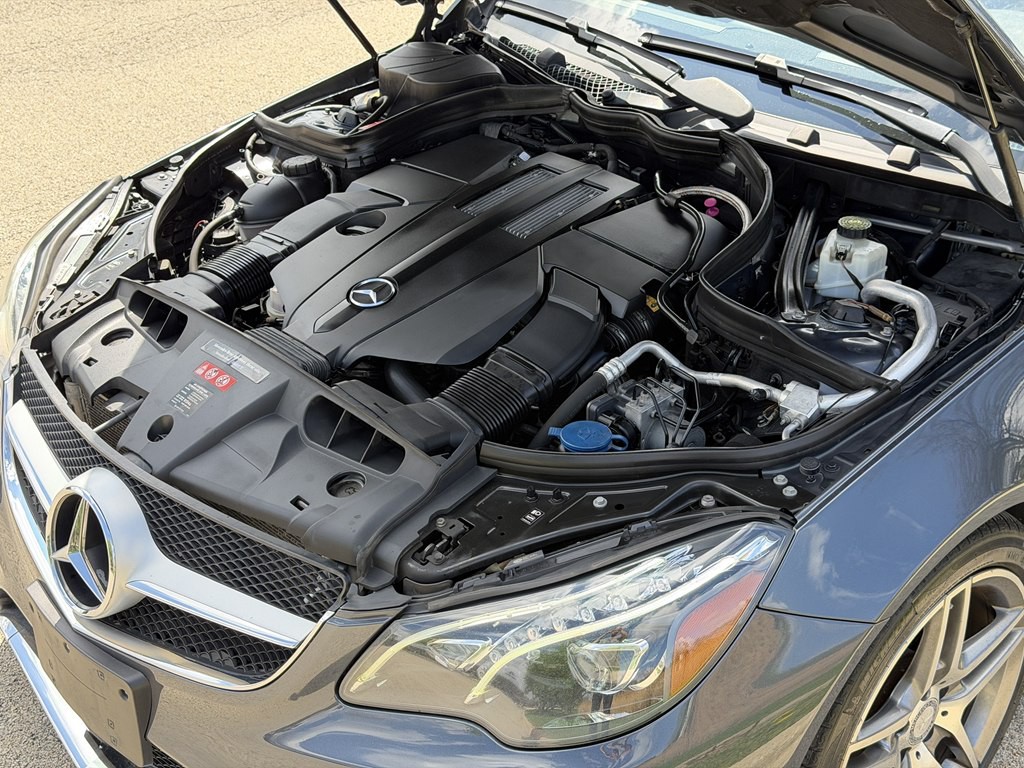 2016 Mercedes-Benz E-Class Image 21