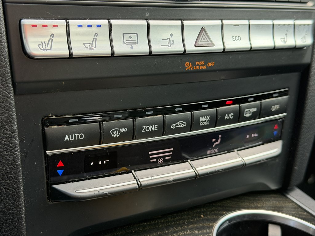 2016 Mercedes-Benz E-Class Image 27