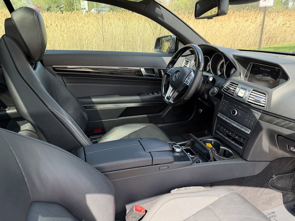 2016 Mercedes-Benz E-Class Image 30