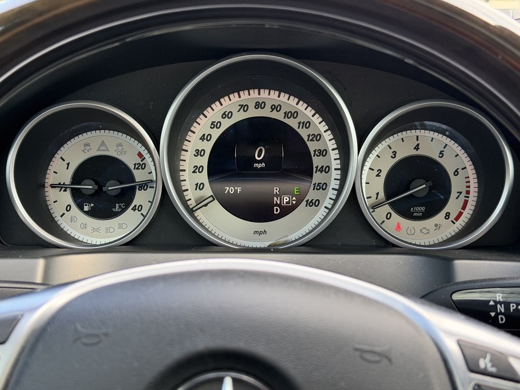 2016 Mercedes-Benz E-Class Image 33