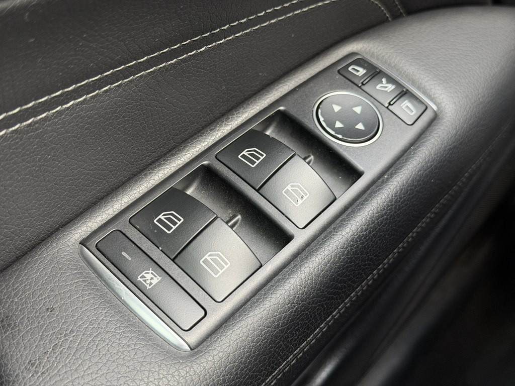 2016 Mercedes-Benz E-Class Image 42