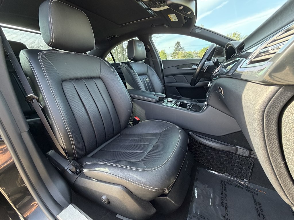 2012 Mercedes-Benz CLS-Class Image 37