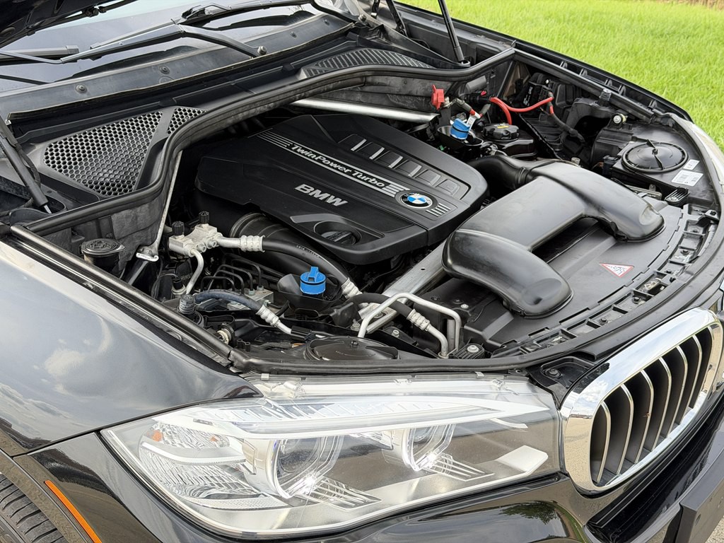 2015 BMW X5 Image 14