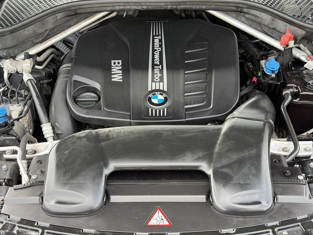 2015 BMW X5 Image 16