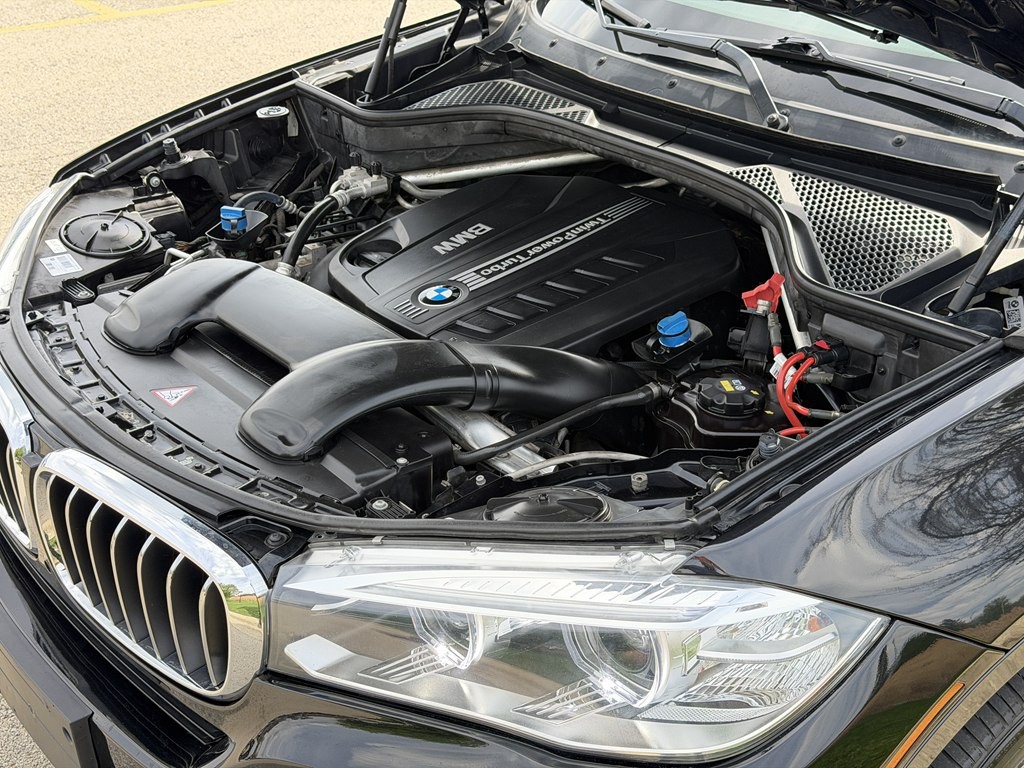 2015 BMW X5 Image 17