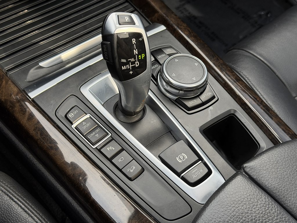 2015 BMW X5 Image 32