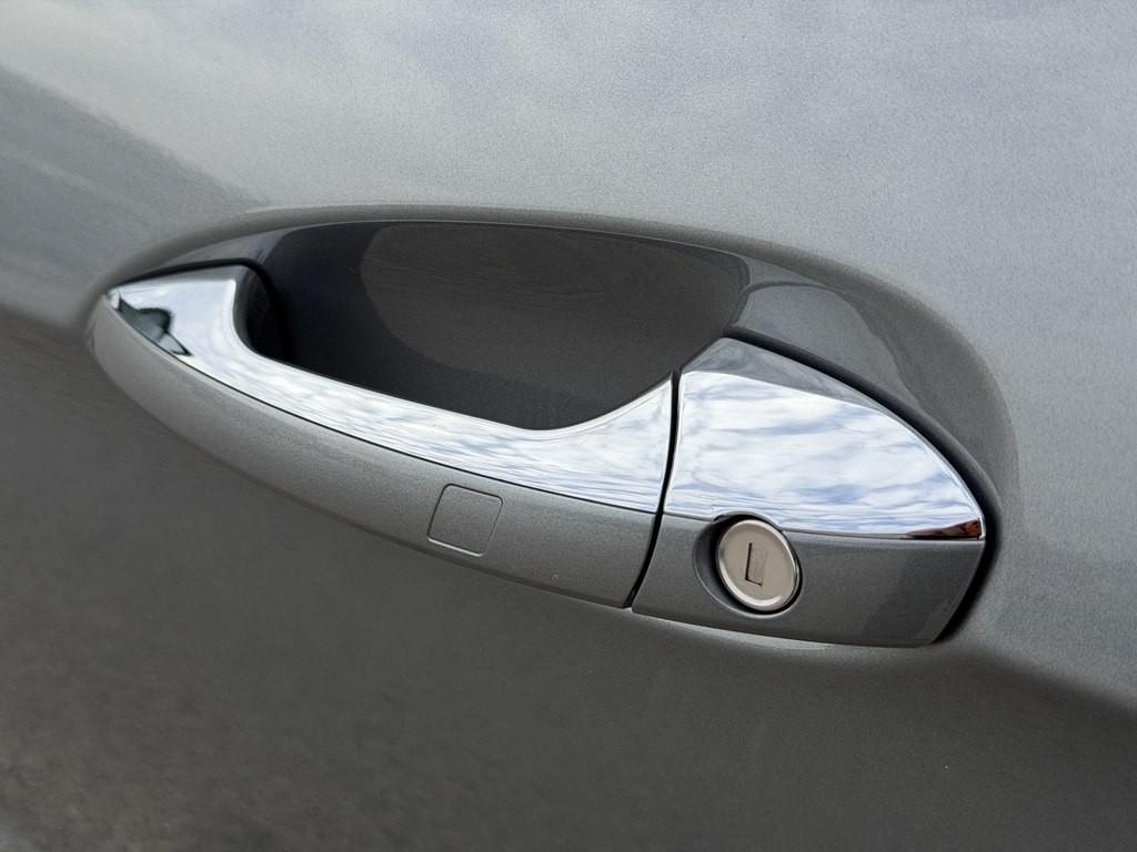 2014 Mercedes-Benz E-Class Image 17