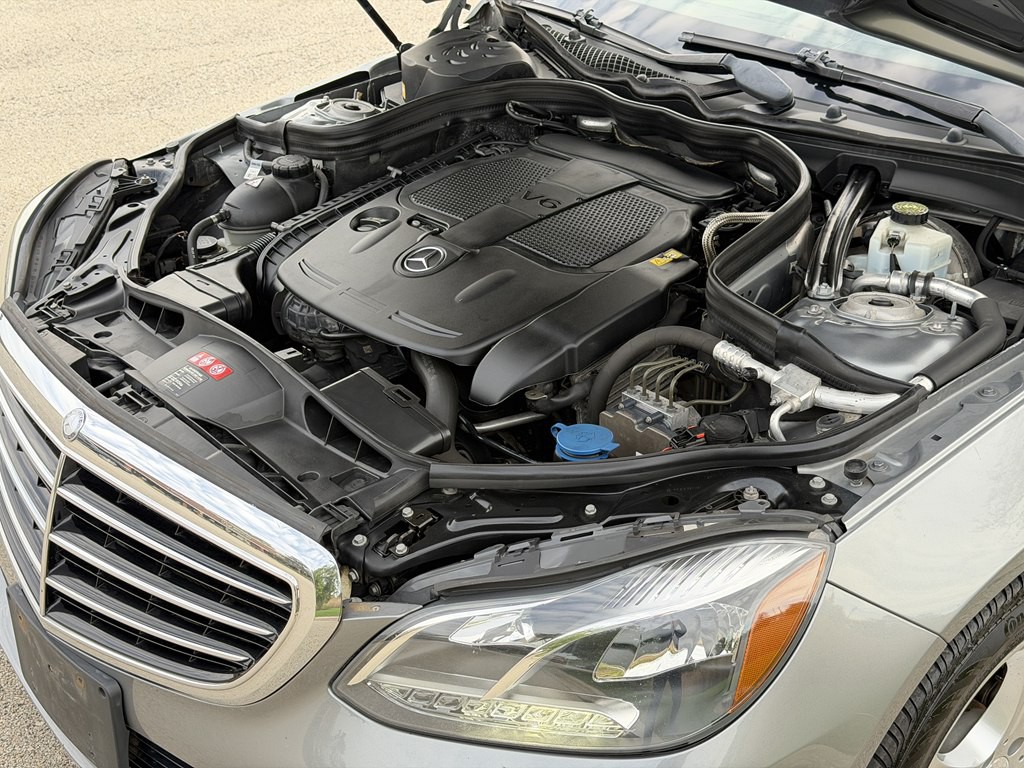 2014 Mercedes-Benz E-Class Image 21