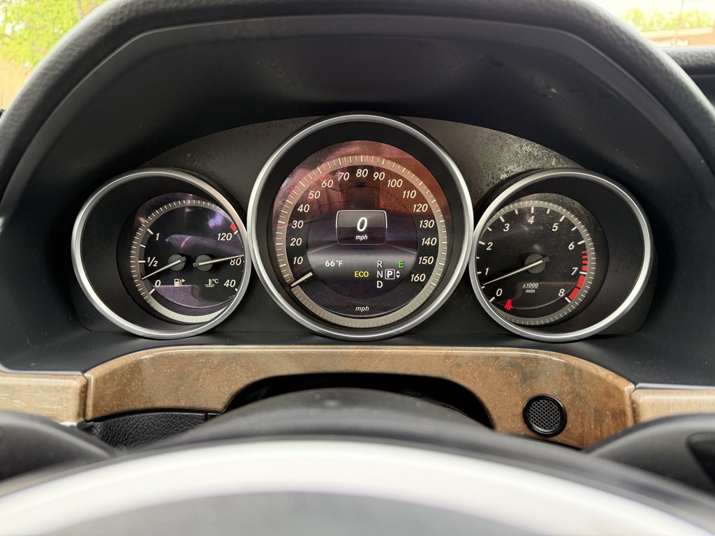2014 Mercedes-Benz E-Class Image 24
