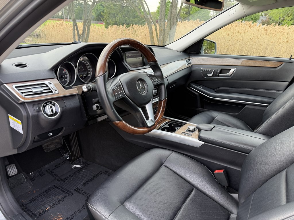 2014 Mercedes-Benz E-Class Image 41