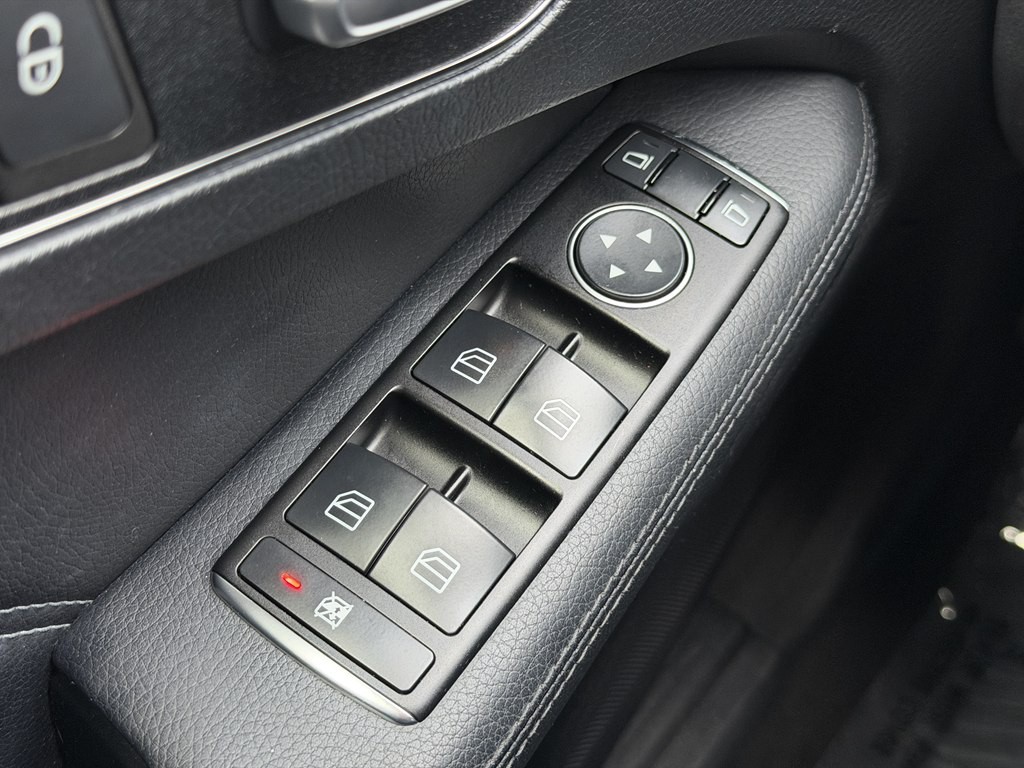 2014 Mercedes-Benz E-Class Image 46