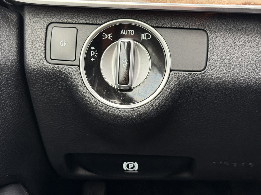 2014 Mercedes-Benz E-Class Image 59