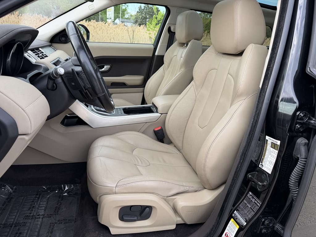 2015 Land Rover Range Rover Evoque Image 26