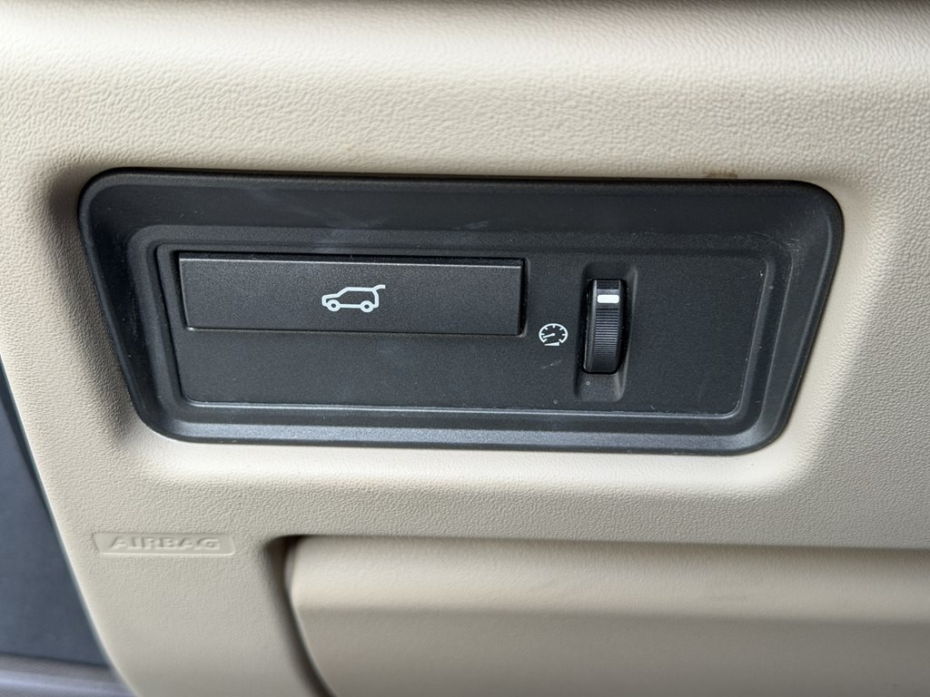 2015 Land Rover Range Rover Evoque Image 36