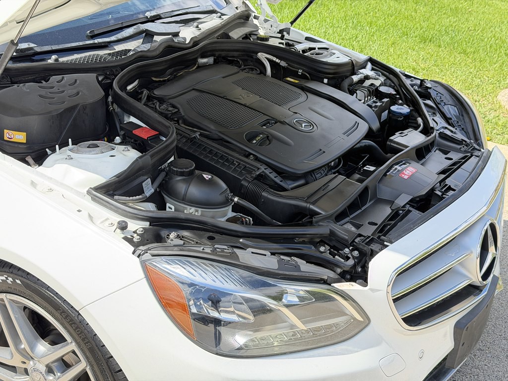 2014 Mercedes-Benz E-Class Image 17