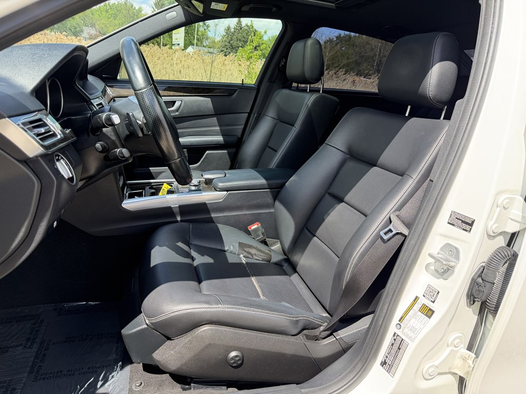 2014 Mercedes-Benz E-Class Image 36