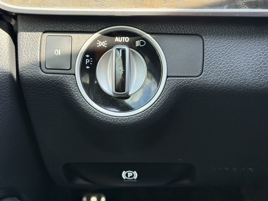 2014 Mercedes-Benz E-Class Image 48