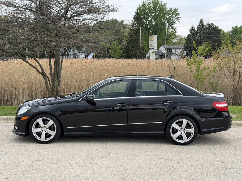 2011 Mercedes-Benz E-Class Image 6