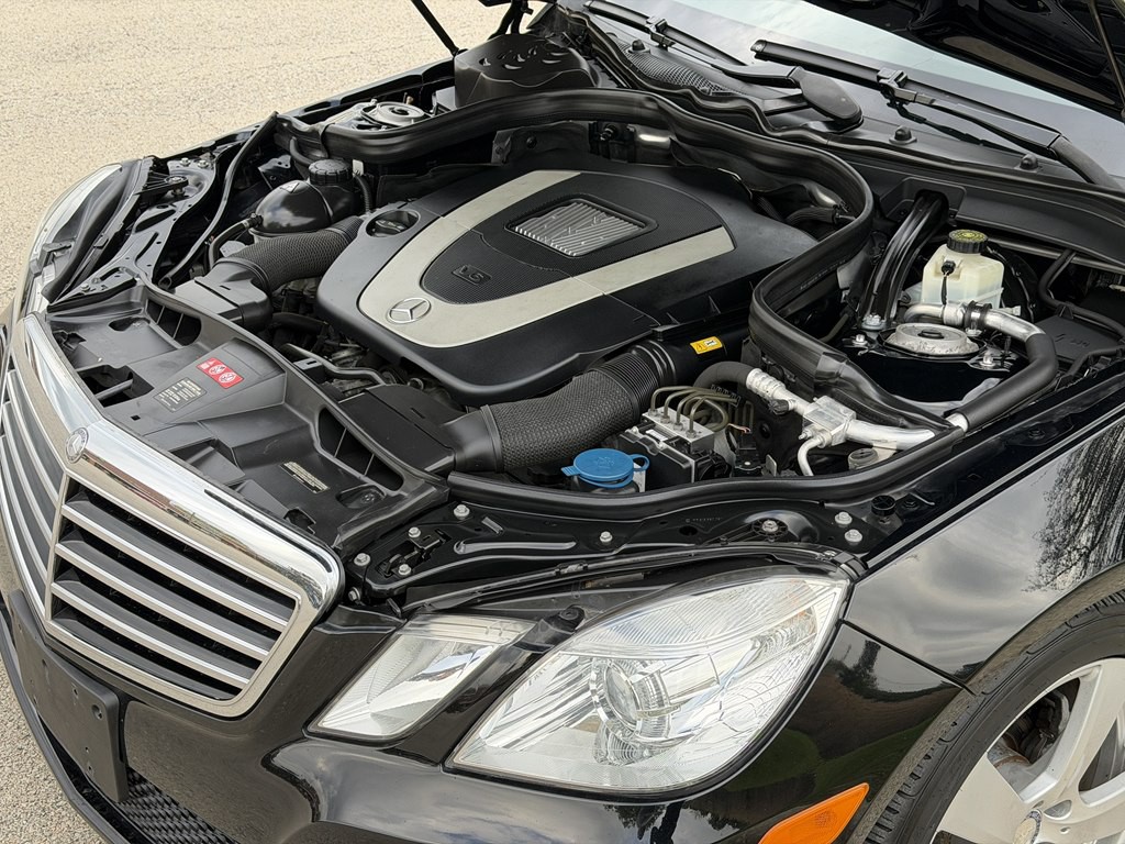 2011 Mercedes-Benz E-Class Image 20
