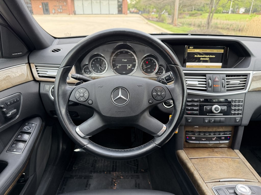 2011 Mercedes-Benz E-Class Image 23