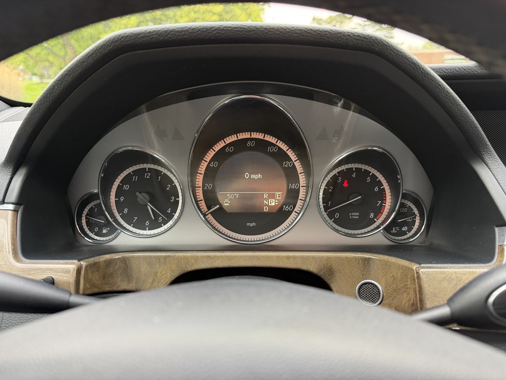 2011 Mercedes-Benz E-Class Image 24