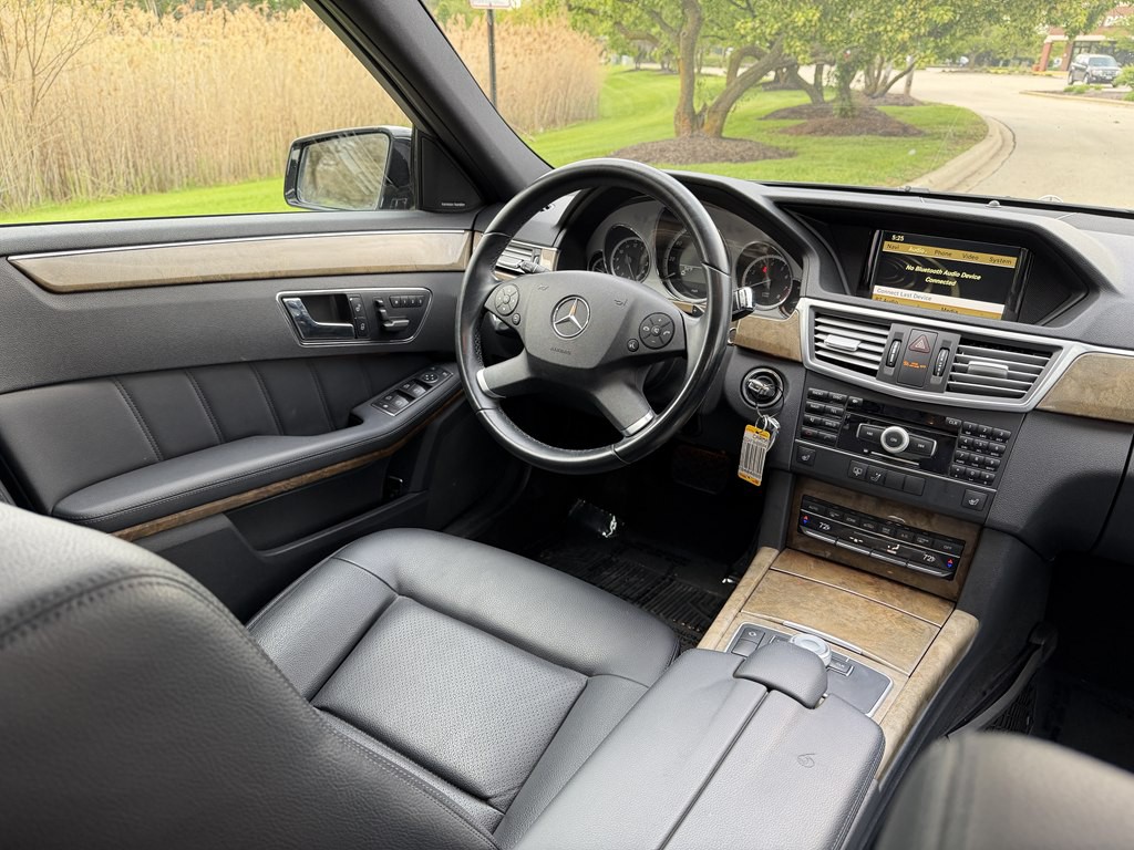 2011 Mercedes-Benz E-Class Image 29