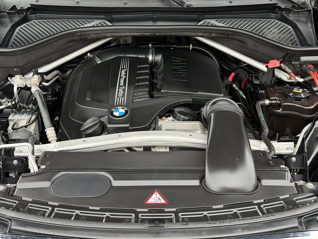 2015 BMW X5 Image 18