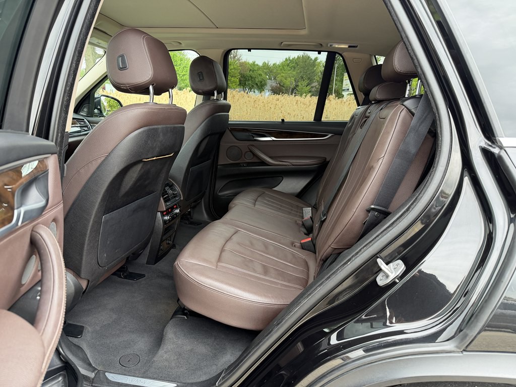 2015 BMW X5 Image 24