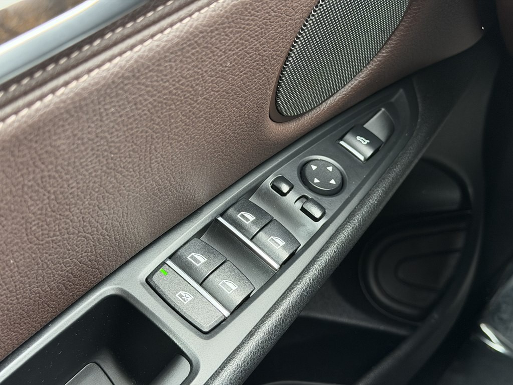 2015 BMW X5 Image 36