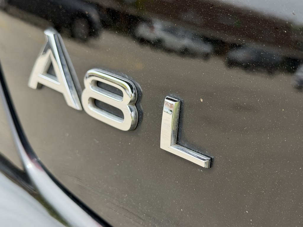 2016 Audi A8 Image 9