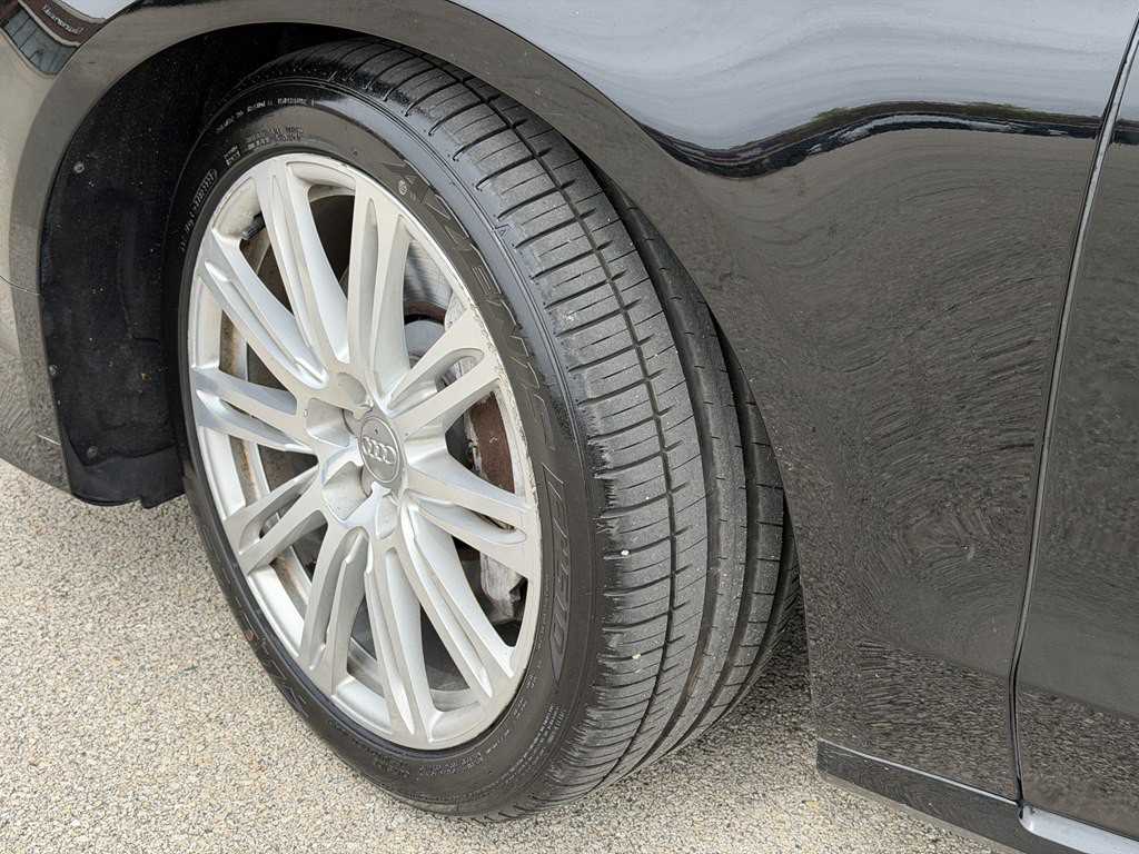 2016 Audi A8 Image 12