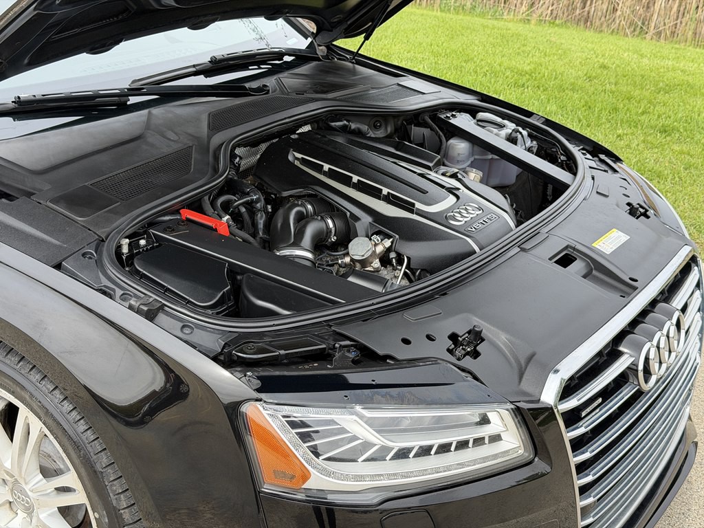 2016 Audi A8 Image 22