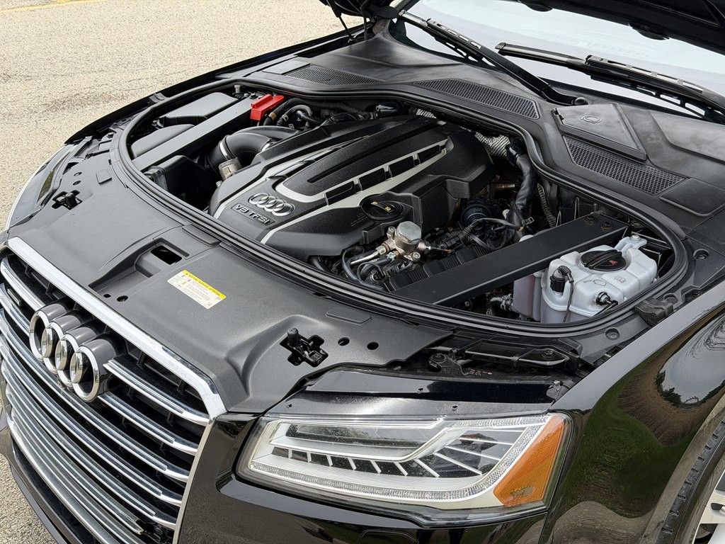 2016 Audi A8 Image 25