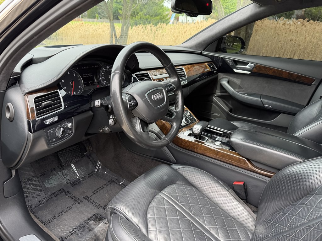 2016 Audi A8 Image 29