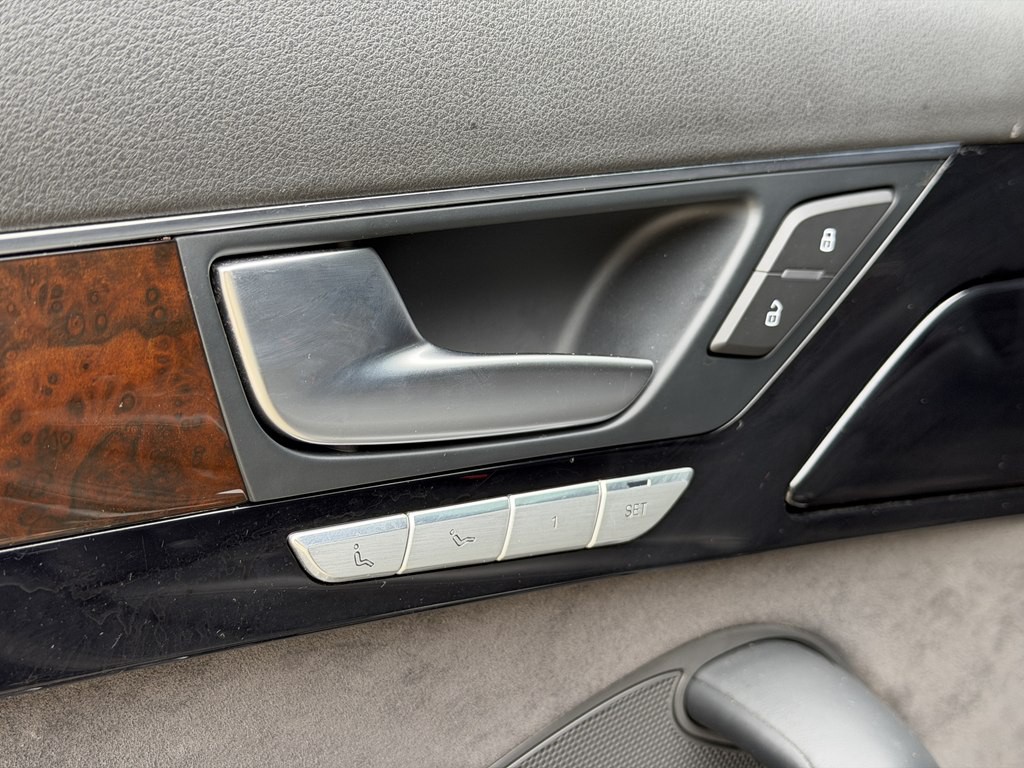 2016 Audi A8 Image 42