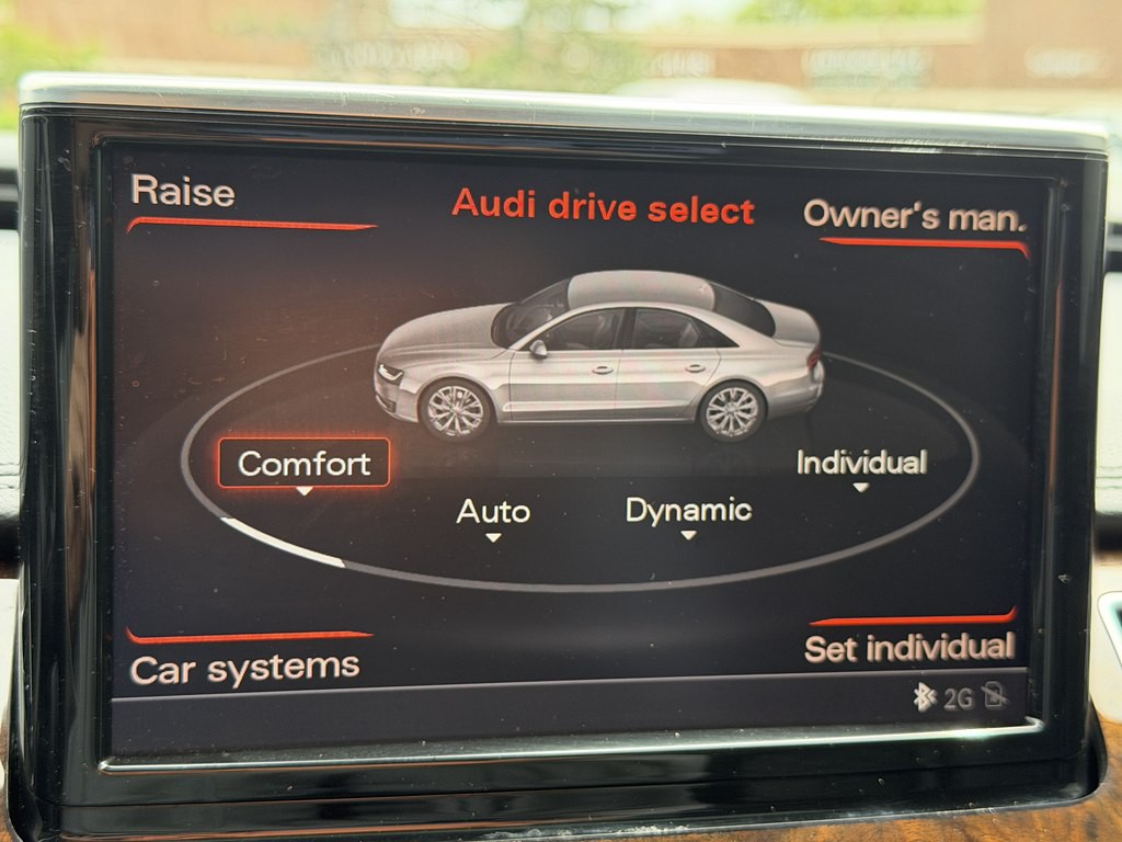 2016 Audi A8 Image 55