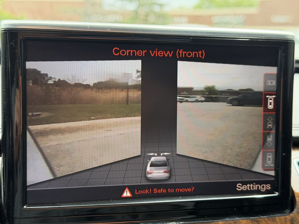 2016 Audi A8 Image 58