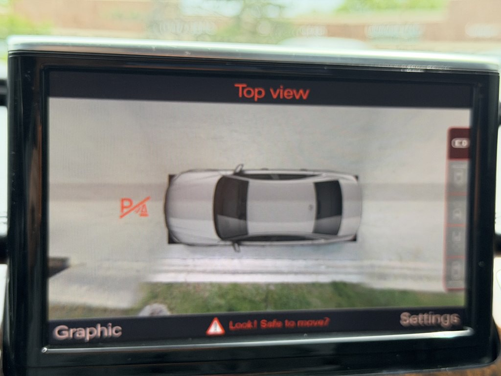 2016 Audi A8 Image 61