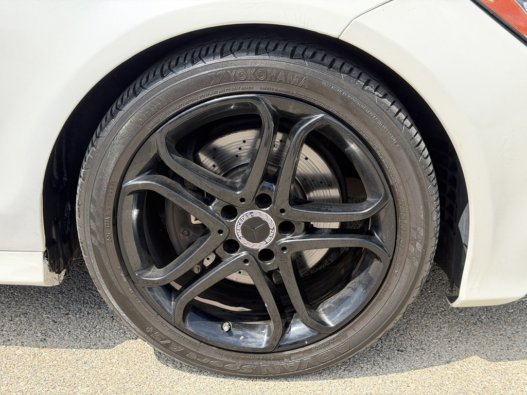 2015 Mercedes-Benz CLS-Class Image 16