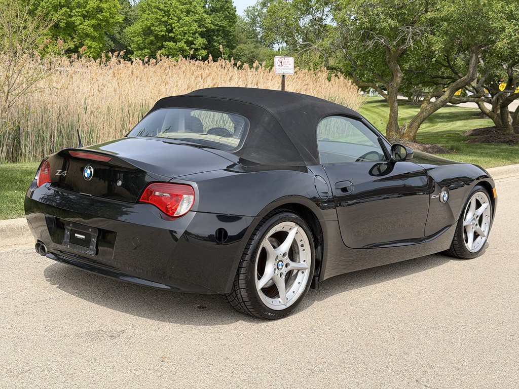 2007 BMW Z4 Image 2