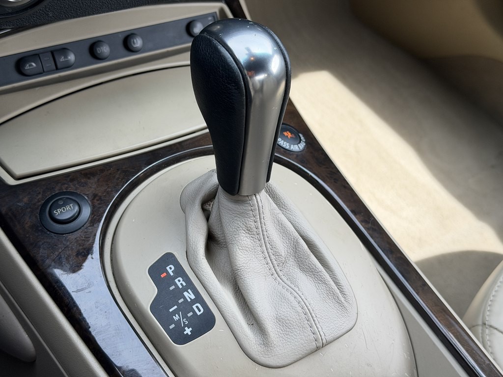 2007 BMW Z4 Image 32