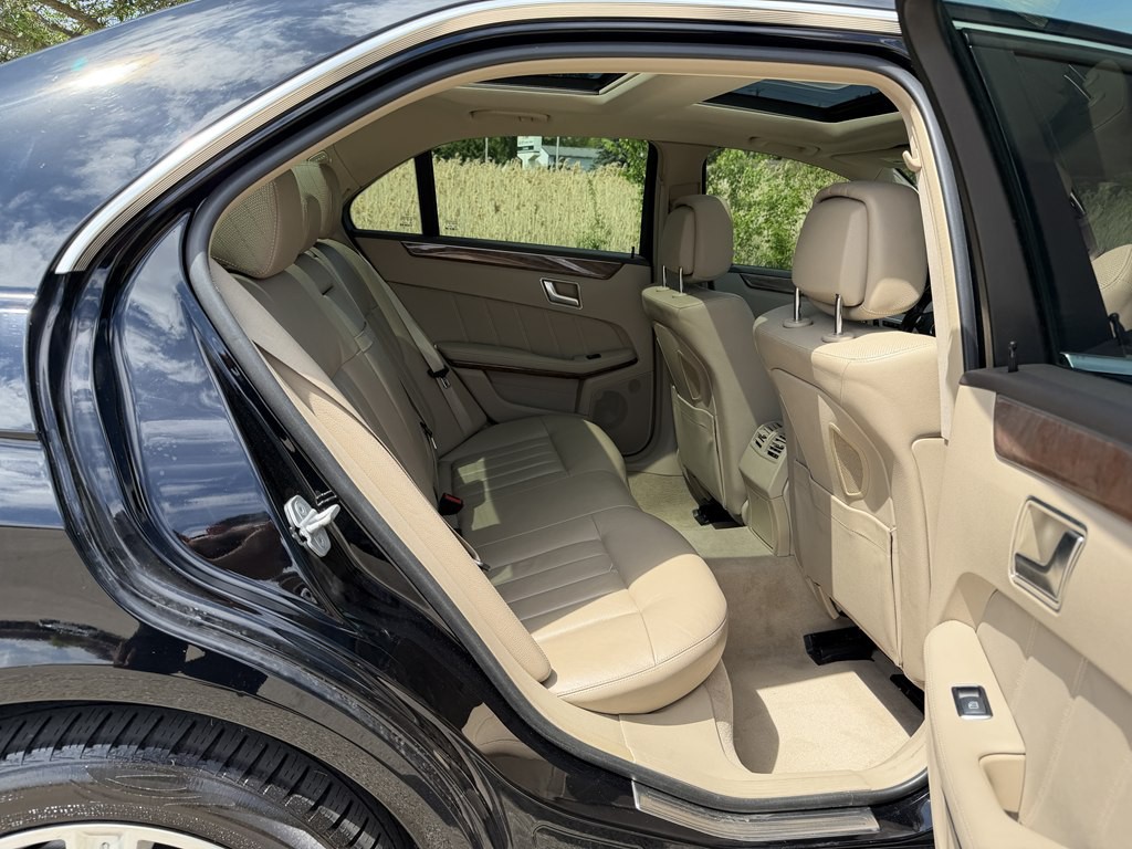 2012 Mercedes-Benz E-Class Image 37