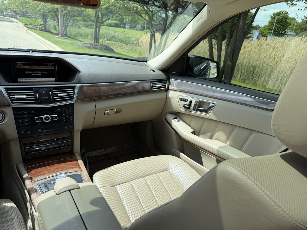 2012 Mercedes-Benz E-Class Image 44