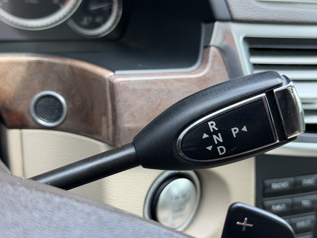 2012 Mercedes-Benz E-Class Image 47