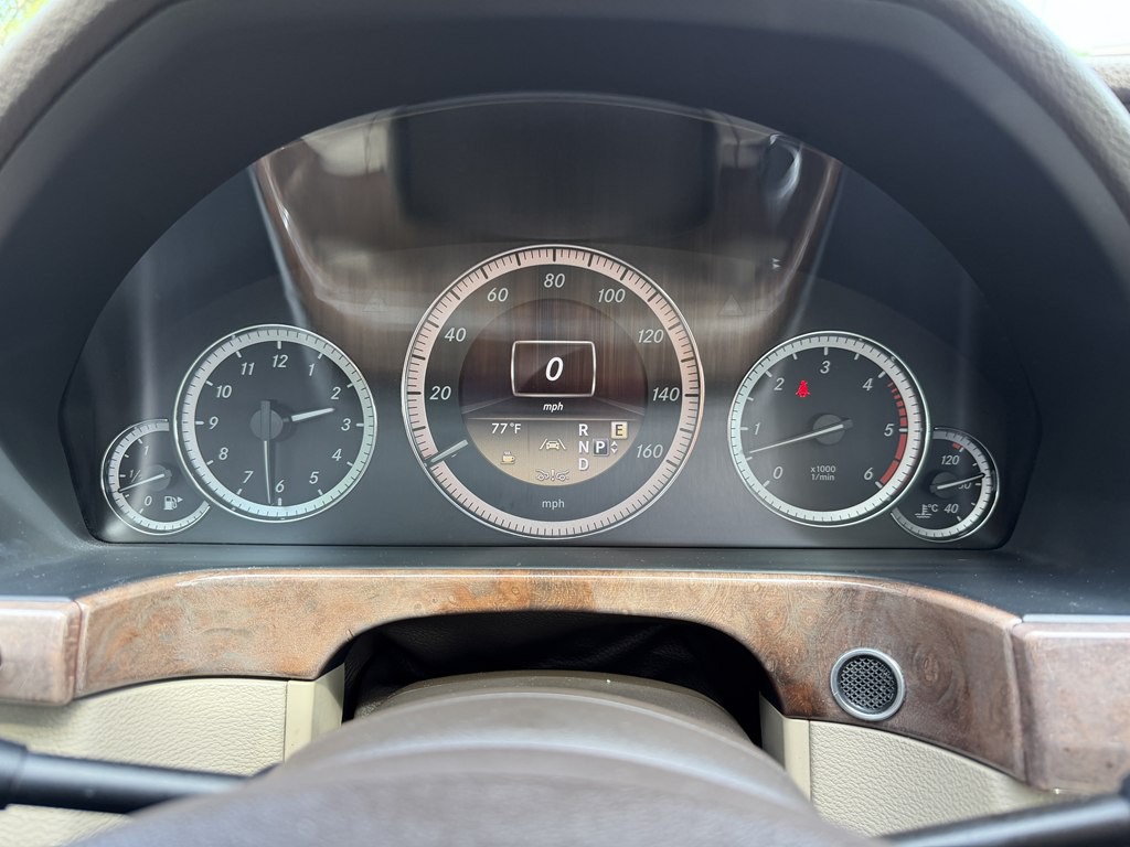2012 Mercedes-Benz E-Class Image 48