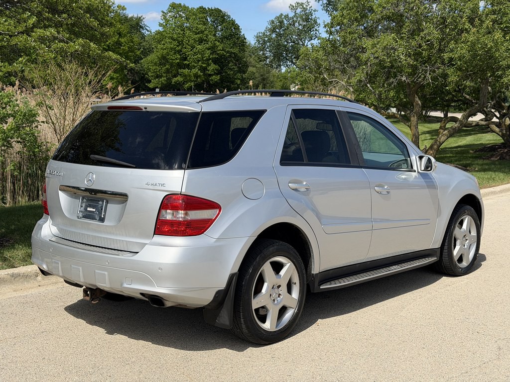 2007 Mercedes-Benz M-Class Image 2
