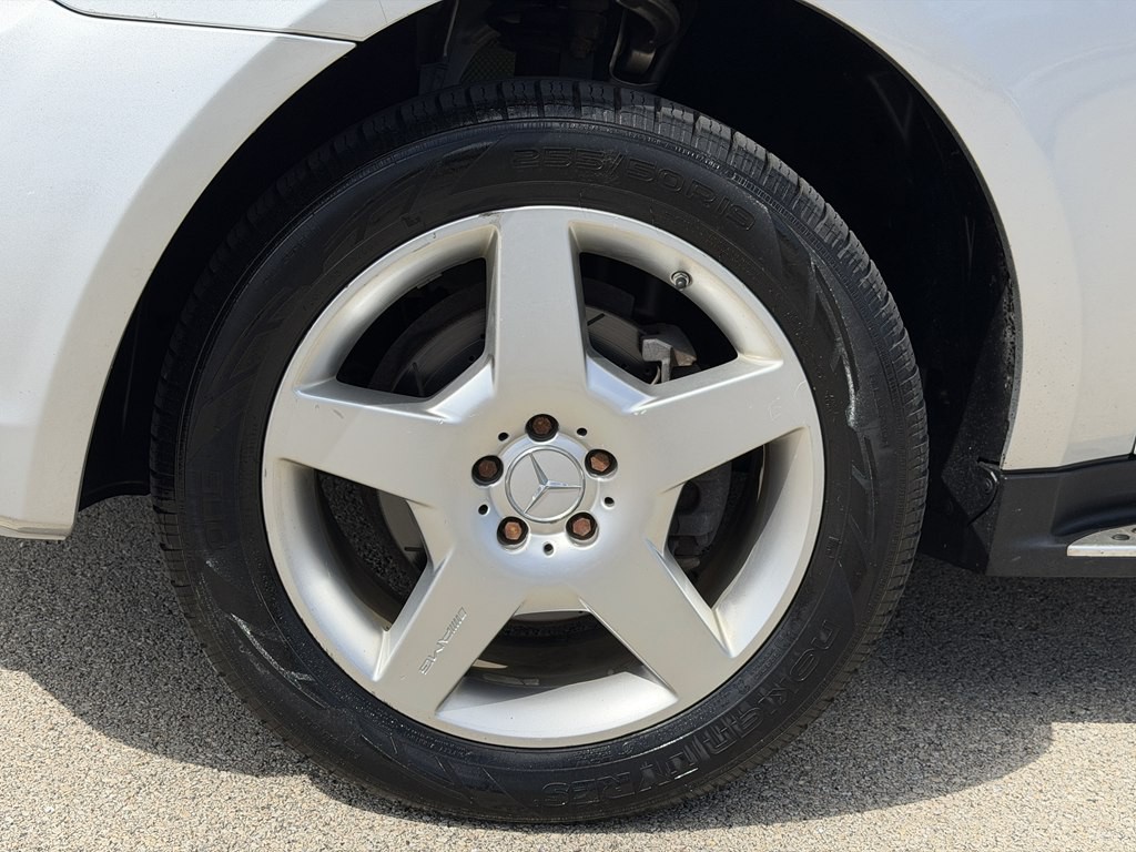 2007 Mercedes-Benz M-Class Image 12