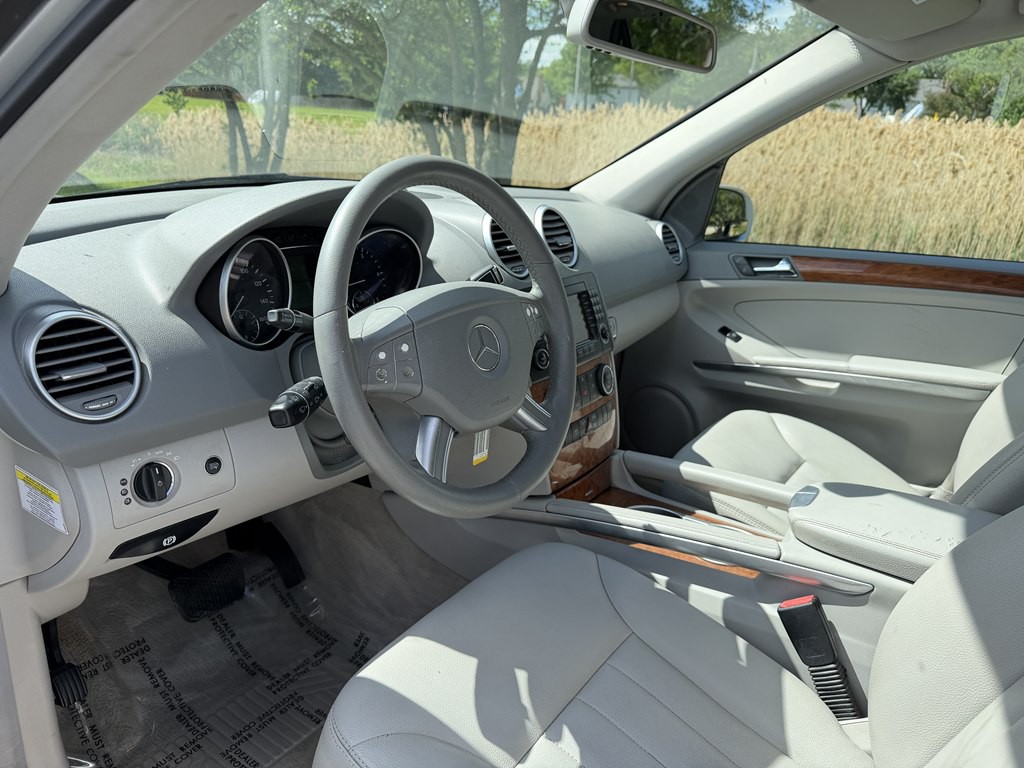 2007 Mercedes-Benz M-Class Image 25